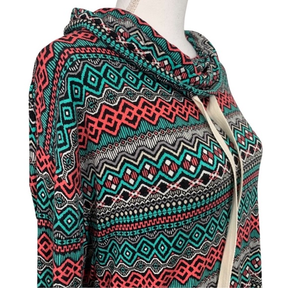 ULTRA FLIRT / Cool Pattern Cowl Neck Shirt / Medium - Picture 6 of 8